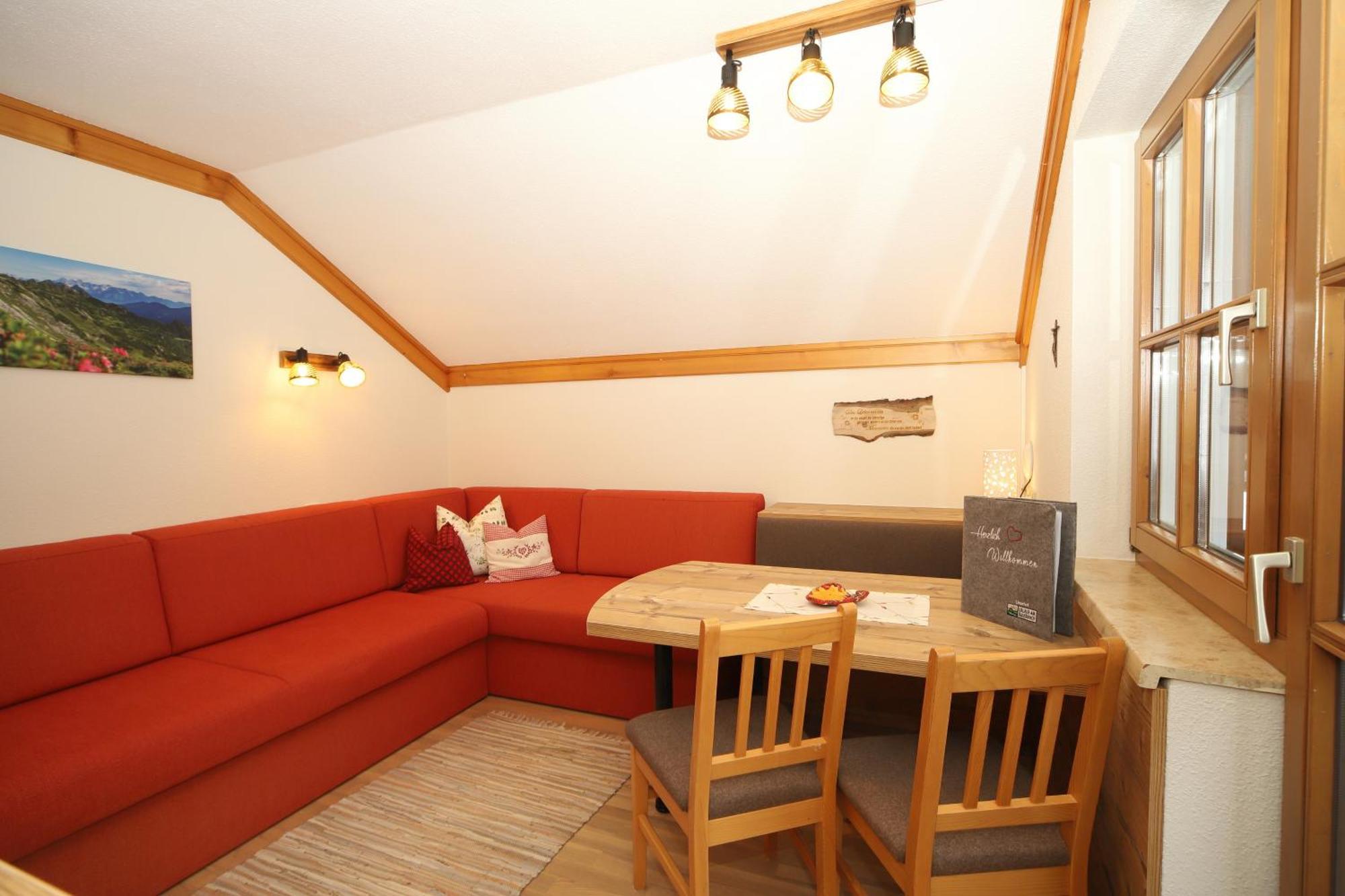 Linarhof Apartment Urlaub Am Bio Bauernhof Haus im Ennstal Habitación foto
