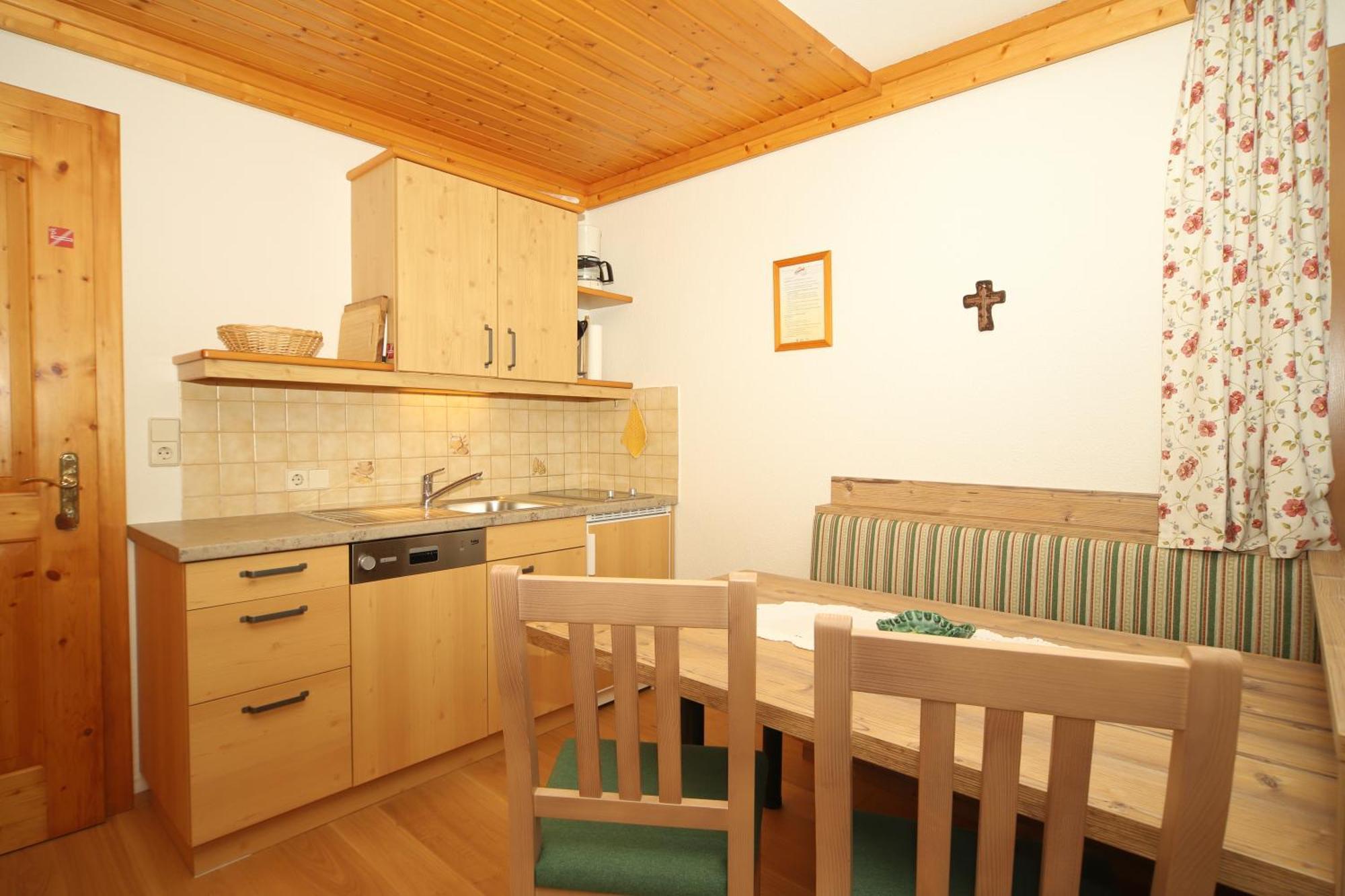 Linarhof Apartment Urlaub Am Bio Bauernhof Haus im Ennstal Habitación foto